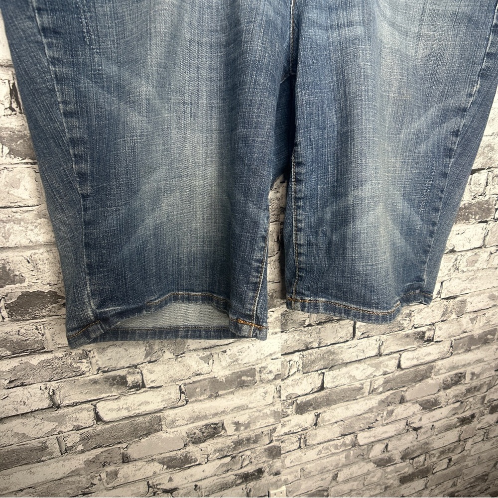 EUC Tommy Hilfiger Womens Blue Denim Jean Shorts - Picture 3 of 16